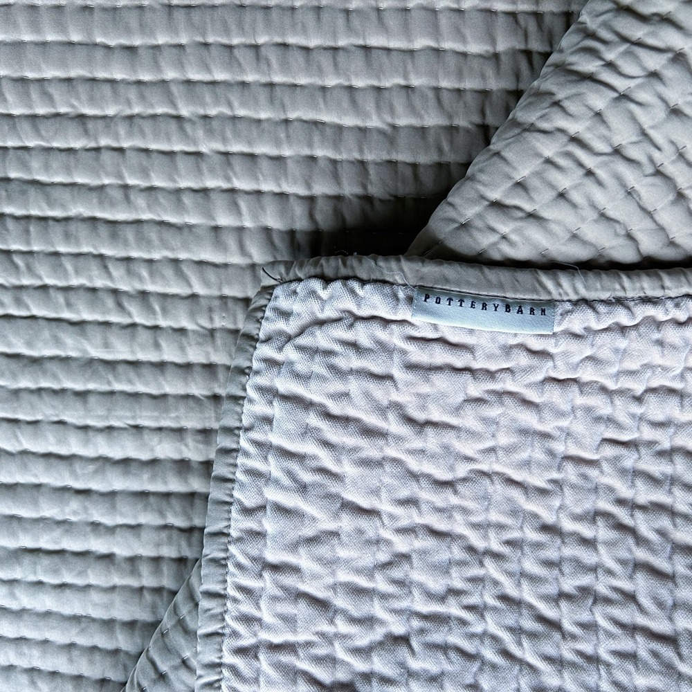 Pottery Barn Queen‎ Quilt Reversible Velvet Silk Cotton 90" x 94" Pick Stitch - Picture 9 of 14